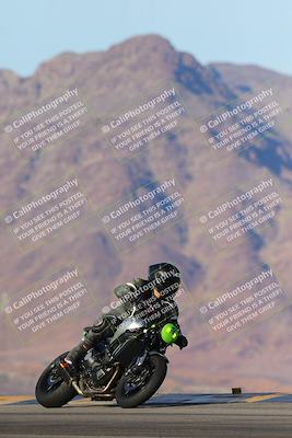 media/Dec-15-2023-Apex Assassins (Fri) [[91f19fb1c7]]/Trackday 2/Session 5 (Turn 9)/